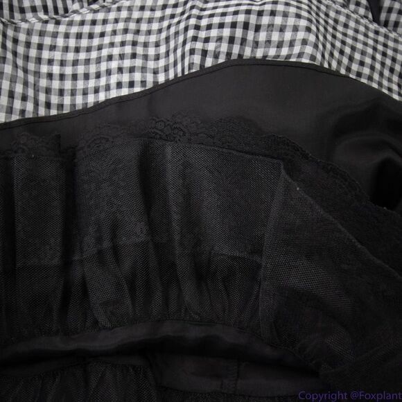 Vintage City Triangles black and white halter fit and flare dress, size 3 - Picture 13 of 16